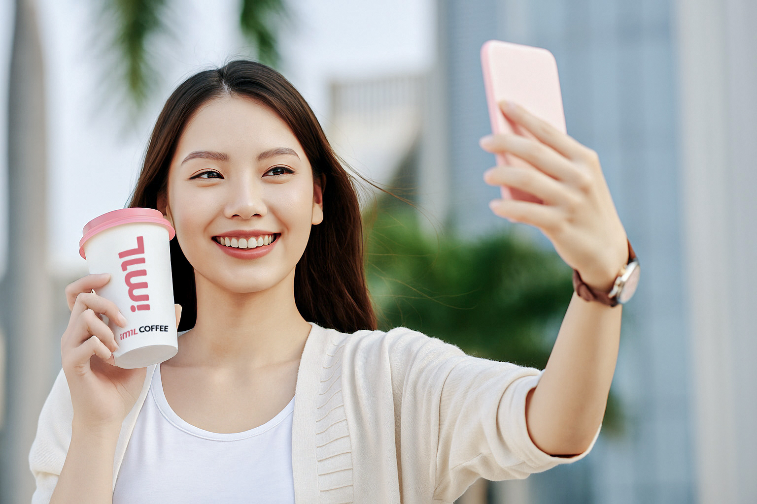 <p style="margin-left:10px;">나를 위한 따뜻한 위로 한 모금</p><h5 style="margin-left:10px">1L = 1LOVE</h5>