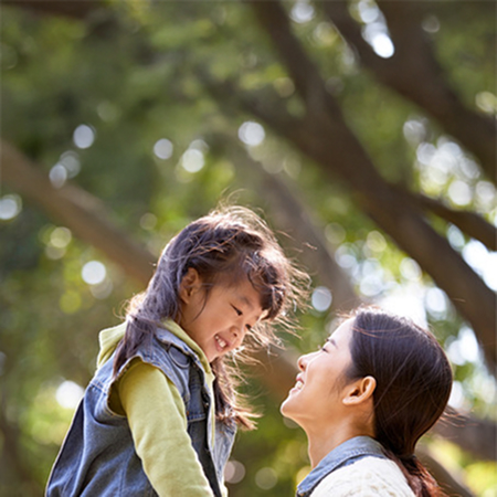 <h3 style="font-size:24px;font-weight:700;margin-top:42px;text-shadow: 0 4px 12px rgba(0, 0, 0, 1);"> 더 아름다운 세상을 위한<br>우리의 약속</h3>