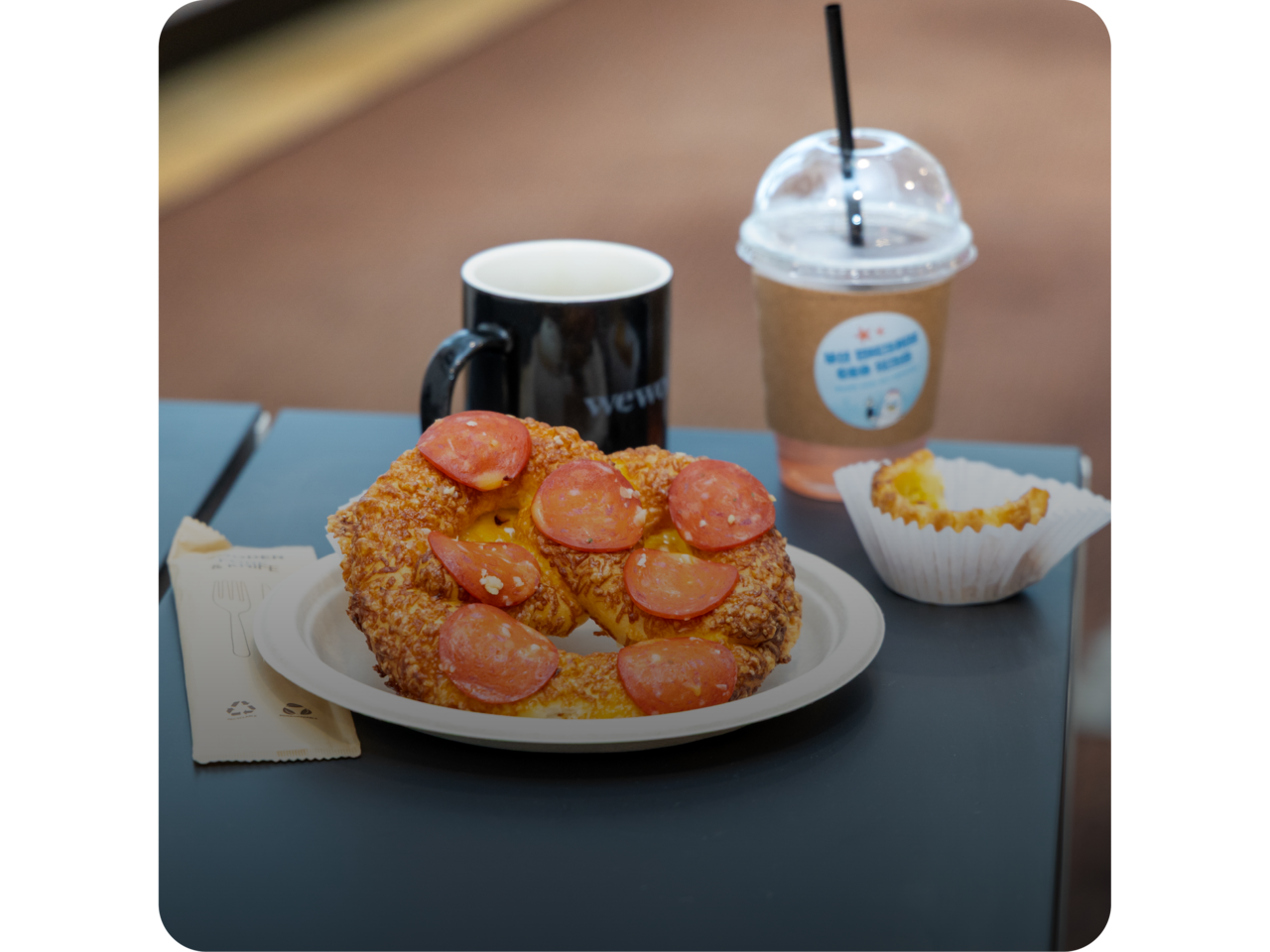 <p style="font-size: 24pt;     font-weight: bold;      text-align: left;      margin-left: 100px;      text-shadow: 2px 2px 4px rgba(0, 0, 0, 0.6);"> 부산 핀테크허브 </p>  <p style="font-size: 16pt;      text-align: left;      margin-left: 100px;      padding-bottom: 40px;      text-shadow: 2px 2px 4px rgba(0, 0, 0, 0.6);">CEO 워크</p>