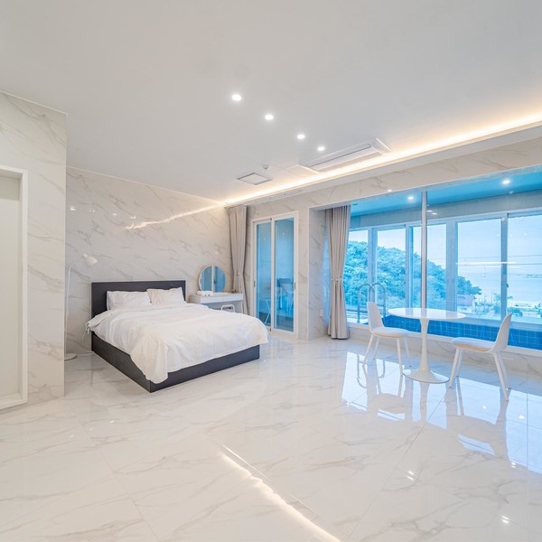 예약 상품 이미지