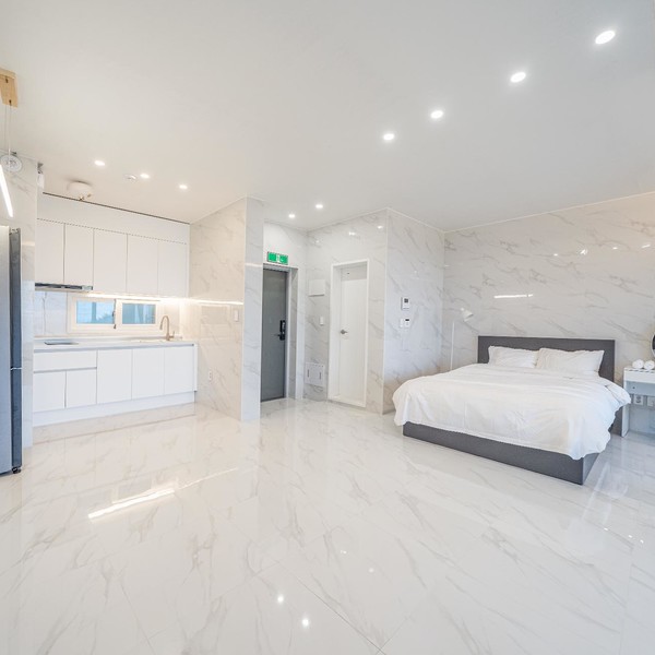 예약 상품 이미지