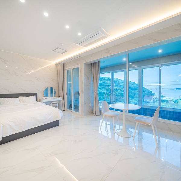 예약 상품 이미지