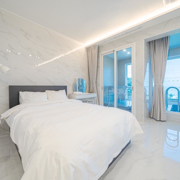 예약 상품 이미지