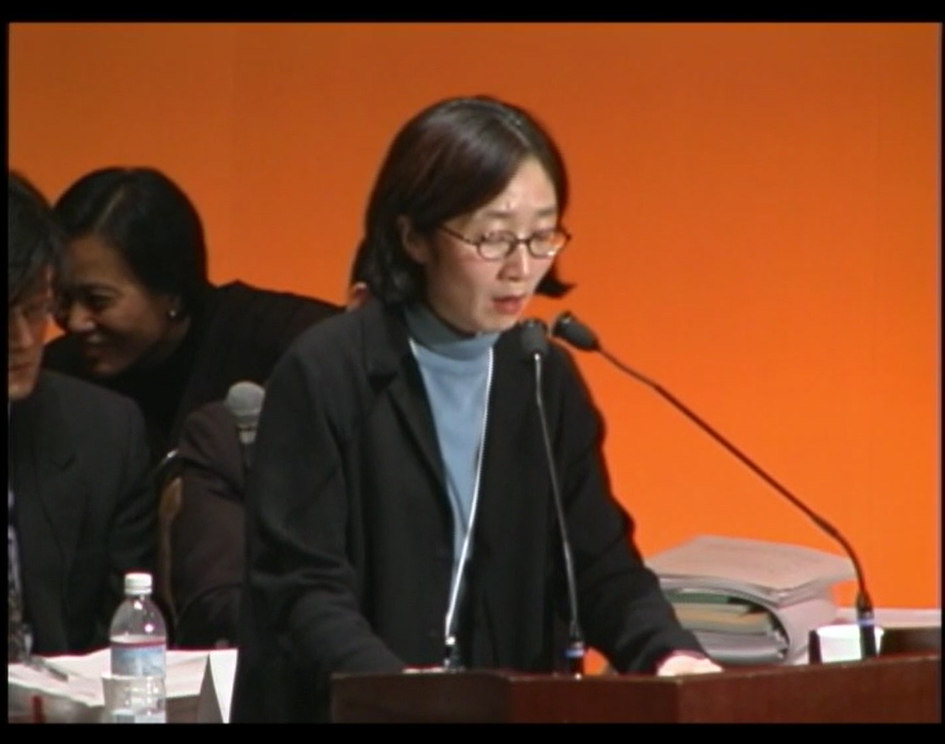 일본 도쿄 구단회관에서 열린 <2000년 일본군 성노예 전범 여성국제법정>의 첫째 날(12월 8일) 양현아 검사가 전후 여성들의 귀국에 대해 발언하는 대목 43_001-4 (07:40-09:18)