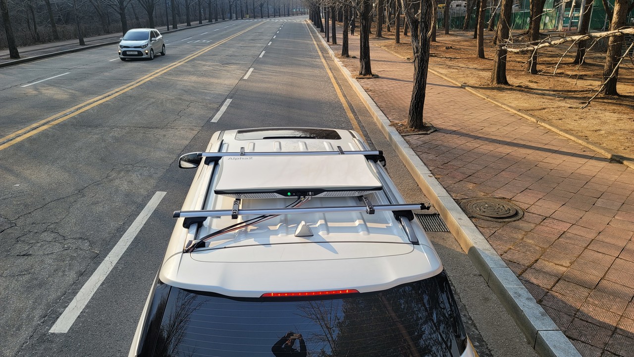 <p class="soln_tit">Advantages of ESA Antennas</p>