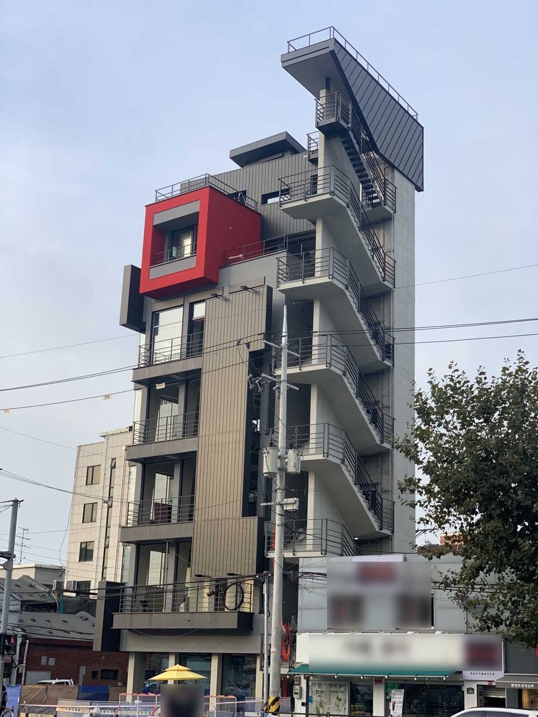 <p align=left>서울시<br>근생,주택신축공사<br>이정준<br>2019