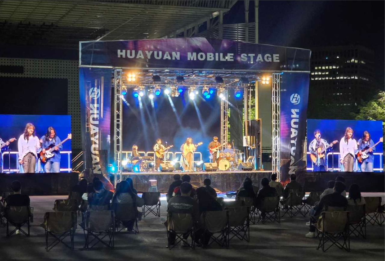 <div style="margin: 0 12px 12px 12px;">   <b>'푸드카트'의 현장을 보고싶다면? 마우스를 올려보세요!</b> </div>