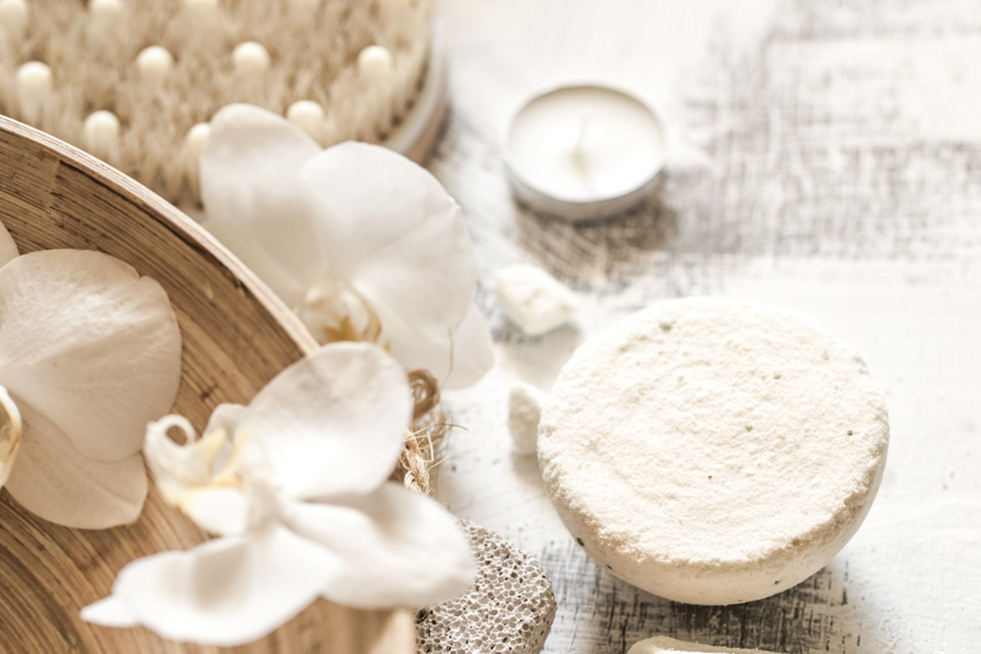 <b>RAUM's Service</b>