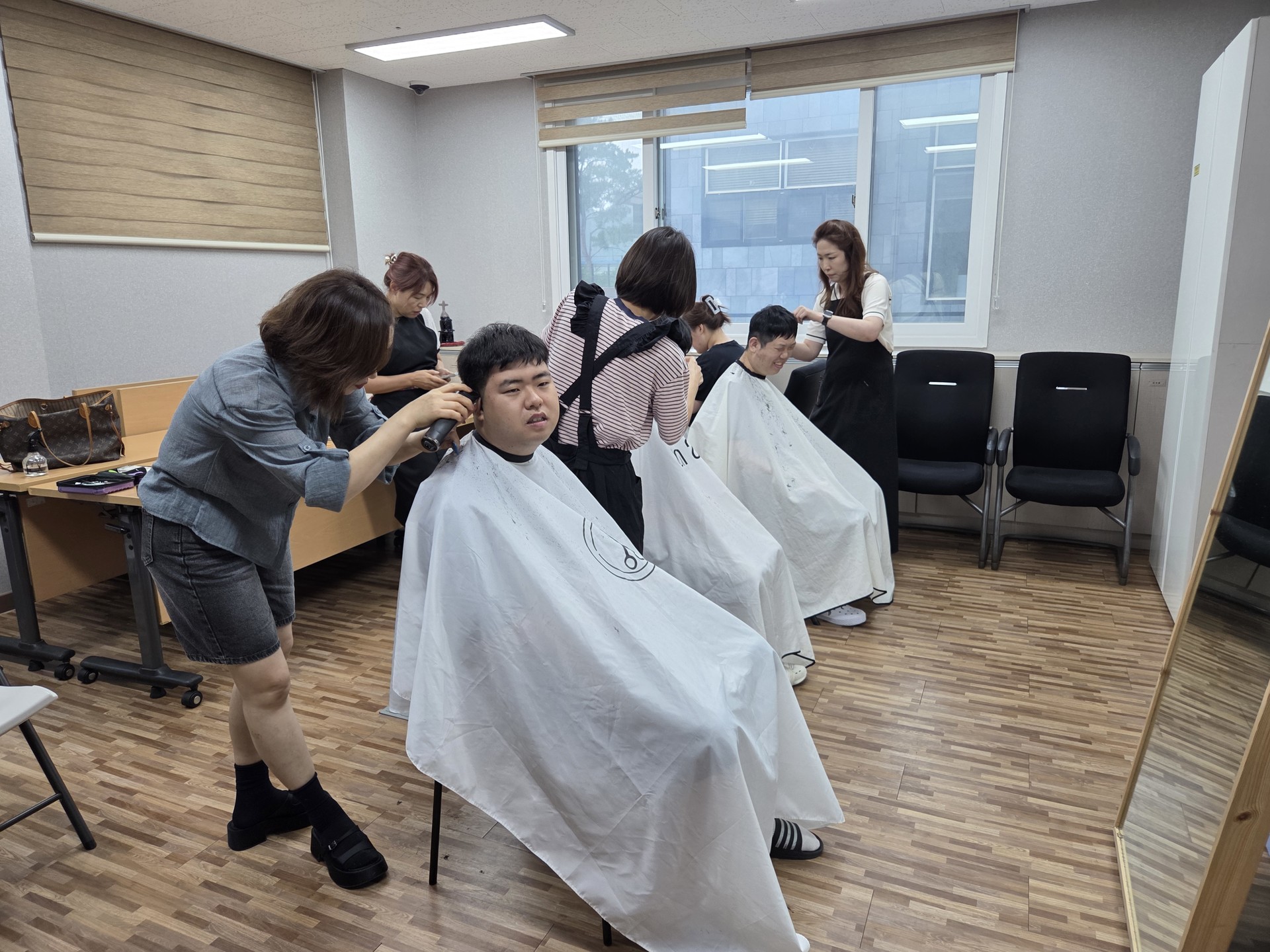 이미용(자원봉사 연계)