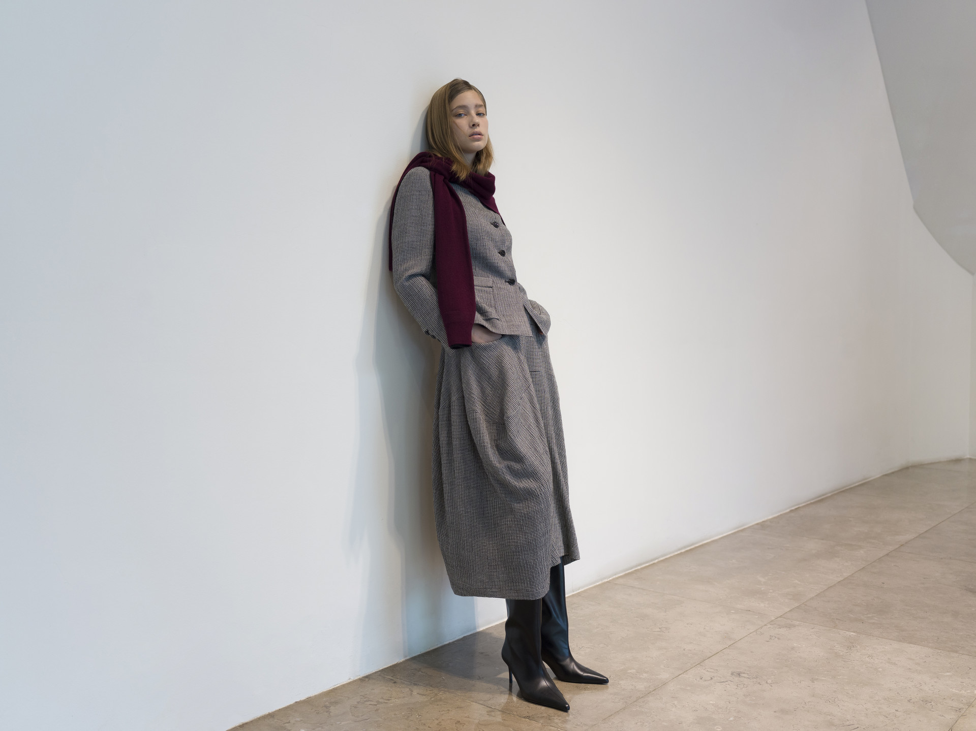 <P><span style="font-size: 20px; color:#FFF;">2025 FALL WINTER</span><h6 style="line-height:0.7;"> <span style="font-size: 40px; color:#FFF;">DO THE BEAUTIFUL</span></h6> <P> <span style="font-size: 16px; color:#FFF; text-decoration: underline; ">click to view</span>