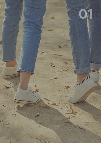 <div class="tb-text-group01"><p class="t-text01">Pace</p><p class="b-text01">걸음과 호흡에 맞추어 천천히</p></div>