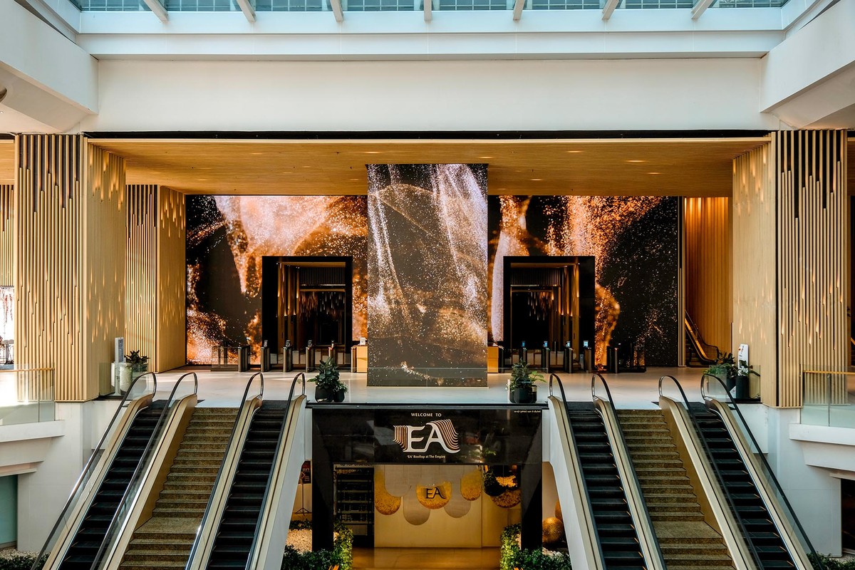 THE IMMERSIVE EXPERIENCE AT THE EMPIRE : PROJECTS