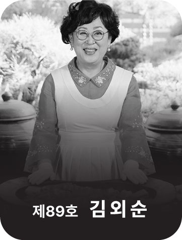 <div class="store-info" data-keyword="89 89호 김외순">      <strong class="store-name">           佳里烤 (韩式烤排骨)           <span style="font-size: 80%;"><br>(食品类)</span>      </strong>      <p class="store-address">           京畿道 水原市 八达区 长大路 282      </p>      <p class="store-tel">           <a href="tel:+82-31-232-3883">+82-31-232-3883</a>      </p>      <p class="store-site">           <a href="http://www.kabojung.co.kr/" target="_blank" rel="noopener noreferrer">                www.kabojung.co.kr           </a>      </p> </div>