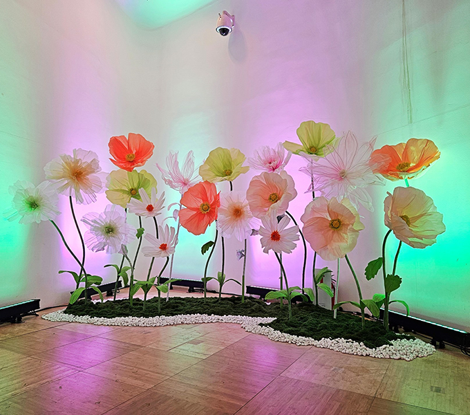 <div class="tb-text-group01"><span class="step">03.</span><p class="t-text01">팝업/행사 연출</p><p class="b-text01">(브랜드 팝업스토어, 이벤트 공간, 시즌 인스톨레이션)</p></div>