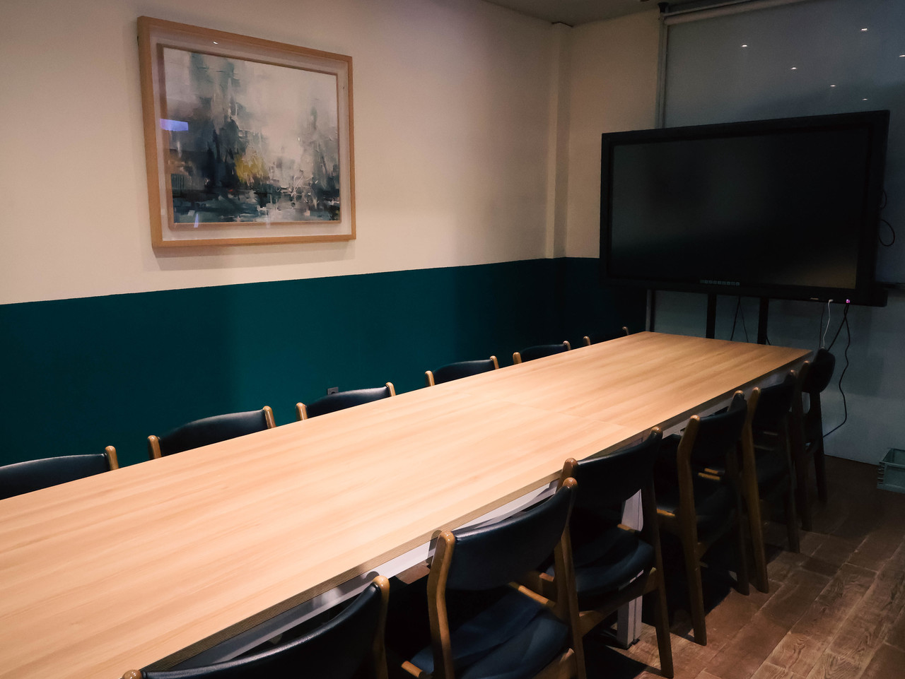 세미나룸 4 (12인)