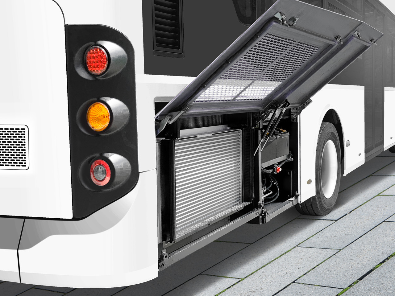 엔진룸 정비 도어