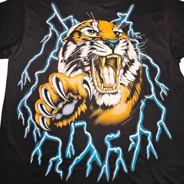 AMERICAN THUNDER - TIGER (XL) TEE : VNTGdept