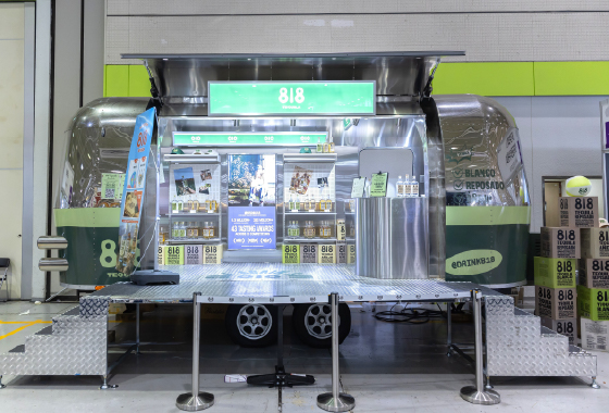 <b>'트레일러'의 현장을 보고싶다면? 마우스를 올려보세요!</b>