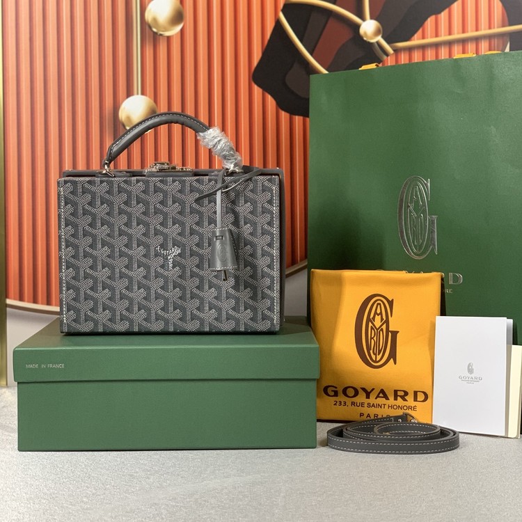 고야드 레지나 PM