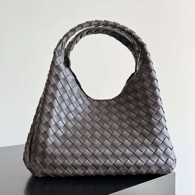 보테가베네타 캄파나 씨 솔트 844249 미디엄