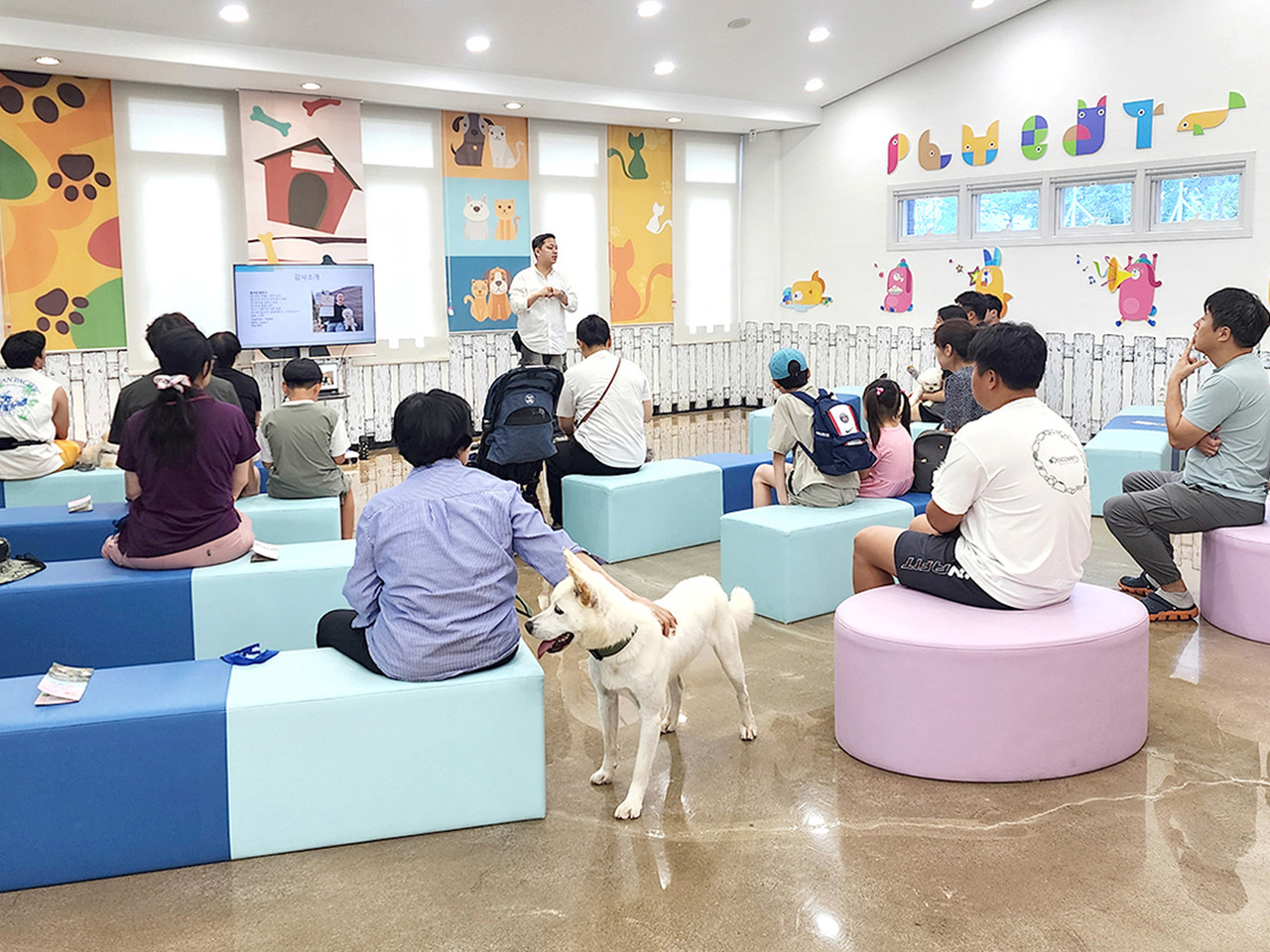 앱으로 간편하게 시작하는 믿을 수 있는 육아 돌봄 서비스