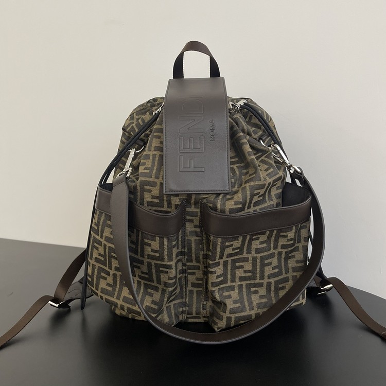 펜디 스트라이크 미디움 ff 자카드 백팩