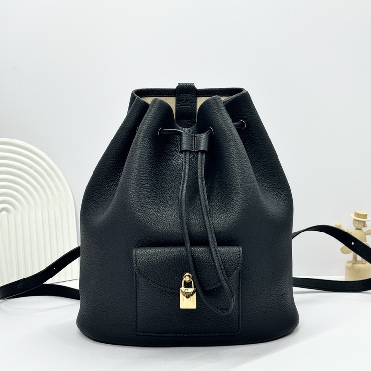 로로피아나 엑스트라 트로스트링 L27 백팩 FAP4322