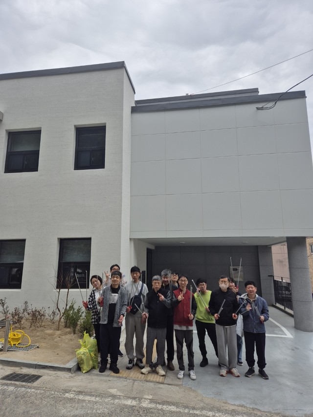 안영 마을 줍깅(쓰레기 수거)