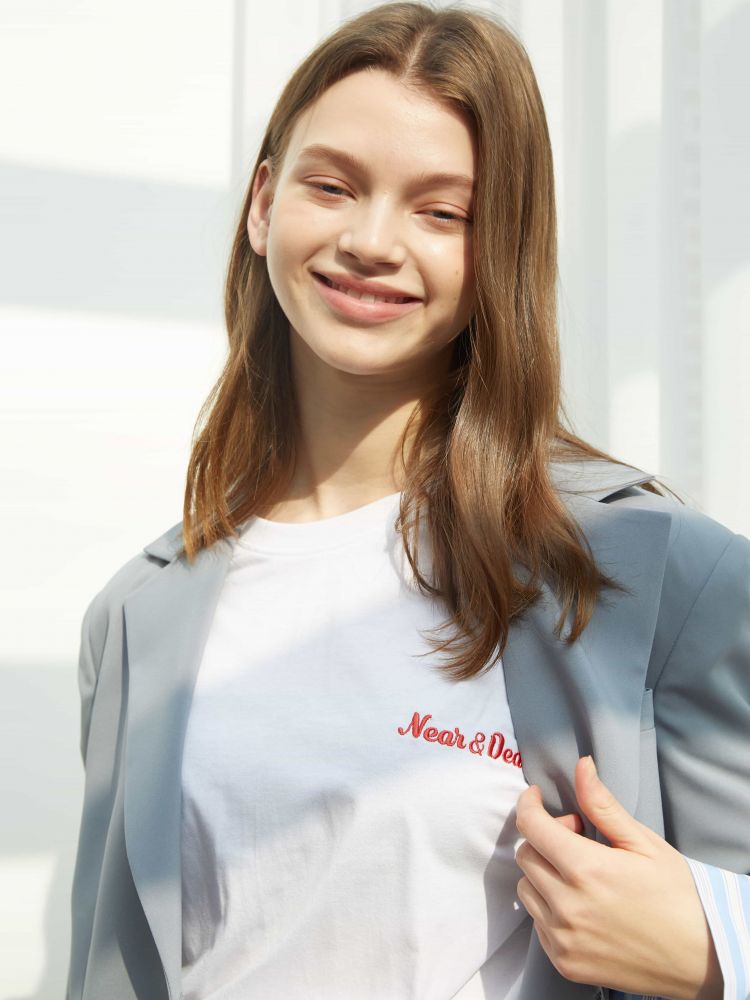 (Near&Dear) WOMAN LOGO LONG SLEEVE T-SHIRT_WHITE : wink. - Global B2B ...