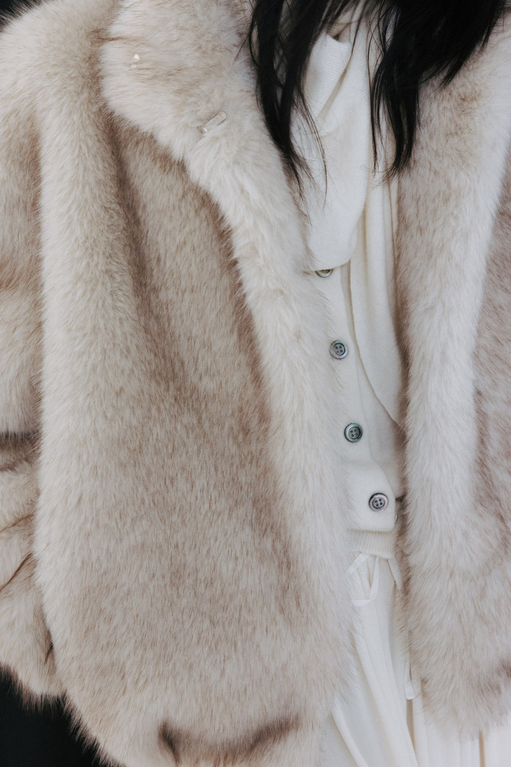 Fur Half Jacket (Ivory / Beige) : MONOHA