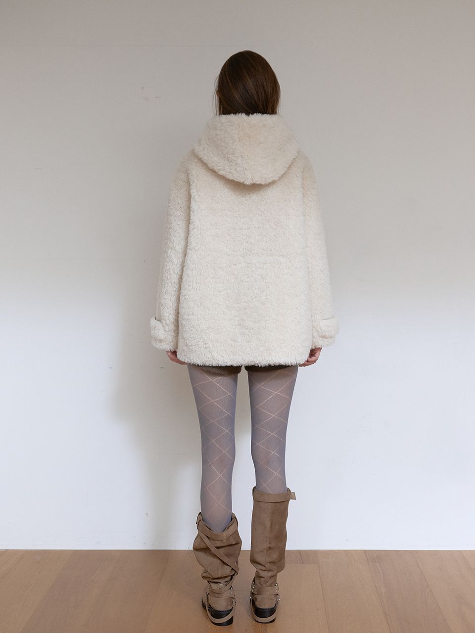 WOOL SHEARLING HOODIE MUSTANG (IVORY) : 아수라 (ASURA)