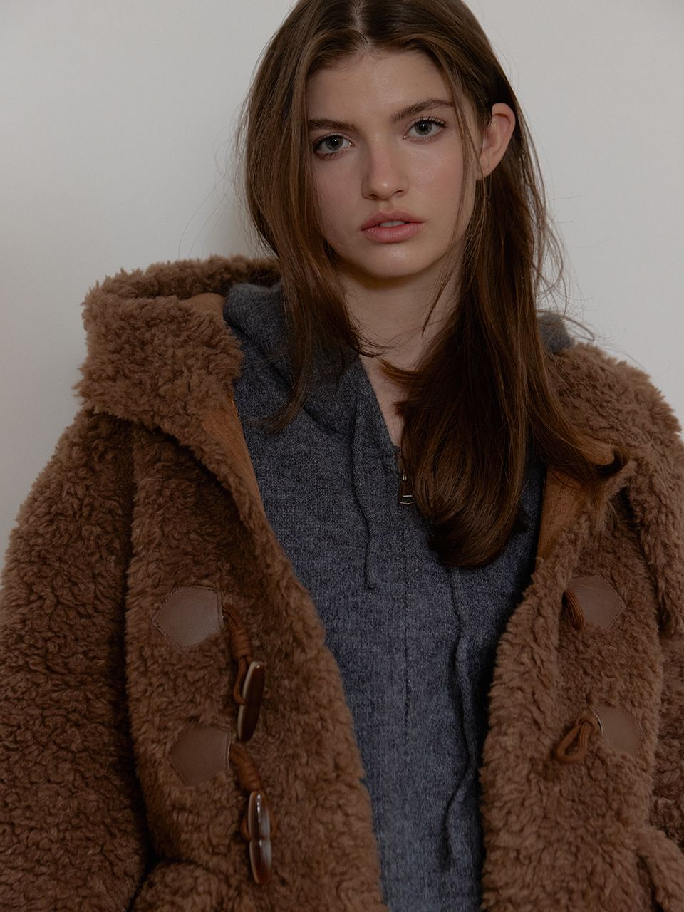 ジャケット・アウター ASURA WOOL SHEARLING HOODIE MUSTANG WOOL SHEARLING HOODIE MUSTANG (BROWN) : 아수라 (ASURA)