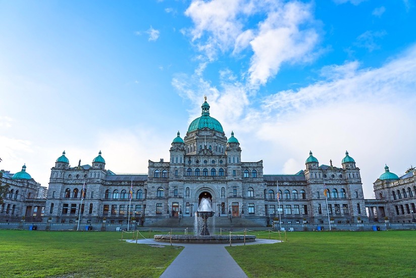 <p><span style="color: rgb(255, 255, 255); background-color:#ED7D31;"><strong>&nbsp; 주 의사당 &nbsp;</strong></span></p>