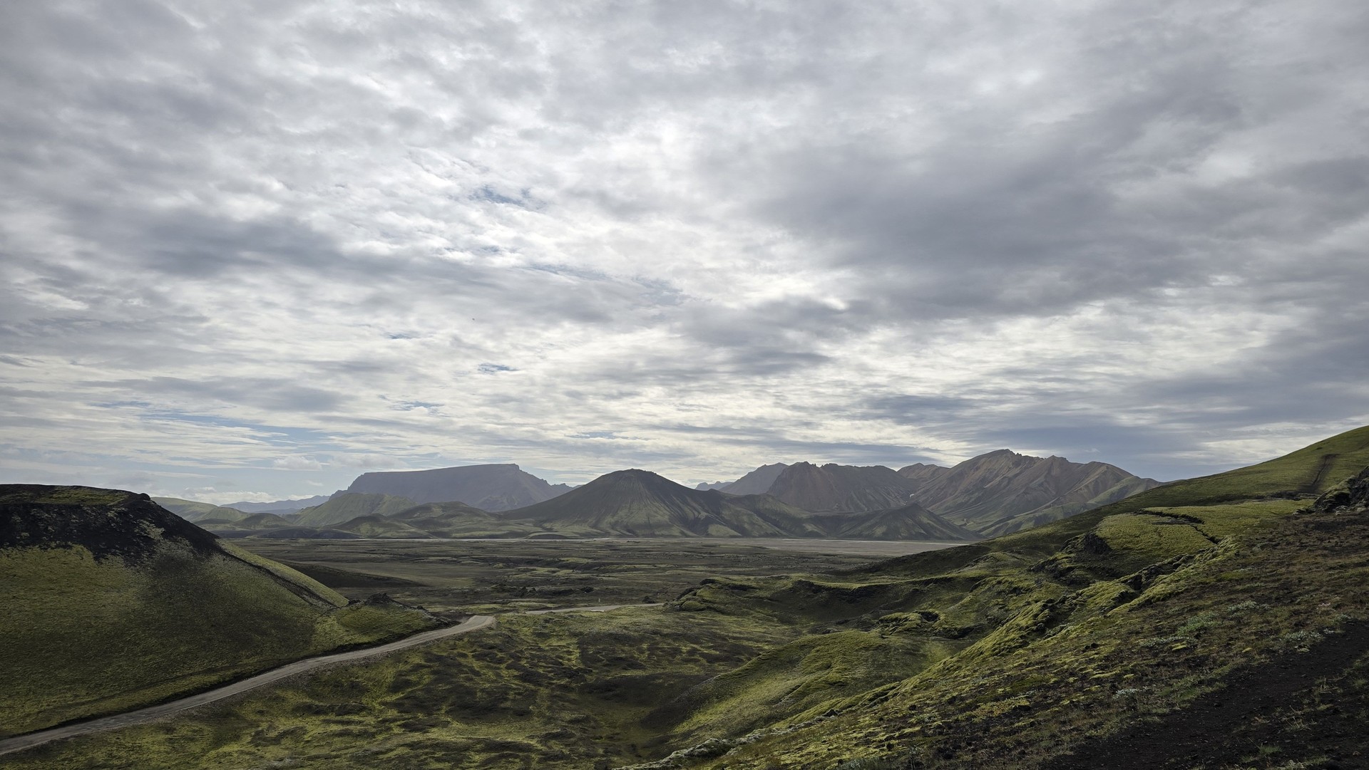아이슬란드일주패키지12일13일 아이슬란드일주고품격 소규모패키지 풀패키지 트래블로드 아이슬란드링로드 아이슬란드하이랜드인랜드 란드마나라우가 혜초여행사아이슬란드 스카이라군 블루라군