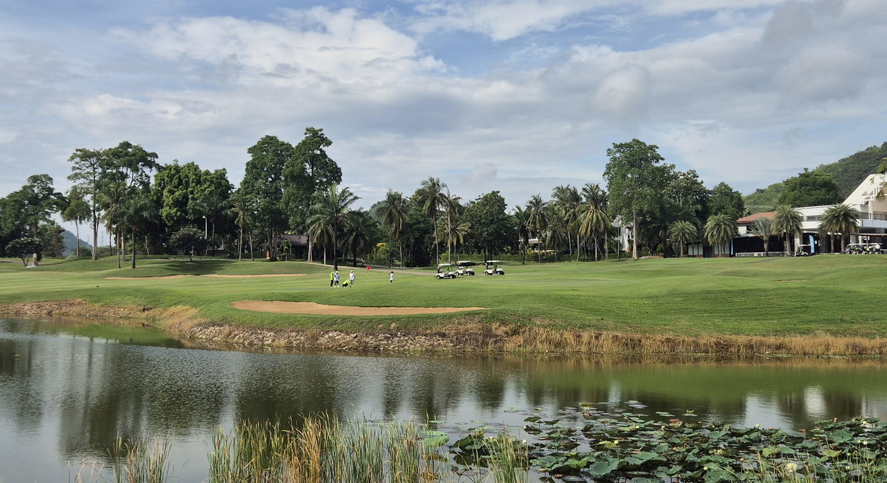 후아힌 마제스틱 크릭CC