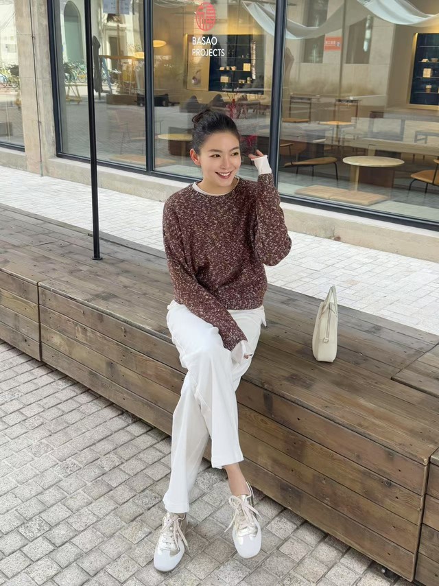 <p class="best-review-qt">08월, <br/> 베스트 리뷰어</p>