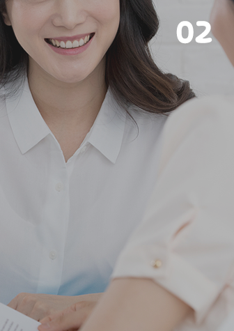 <div class="tb-text-group01"><p class="t-text01">건강 요건 확인</p><p class="b-text01"><span style="color:#fff; font-weight:600;">접종기록서 제출</span>필수, <span style="color:#fff; font-weight:600;">중성화</span>필수<br>(예외가 필요한 경우 개별 상담)</p></div>