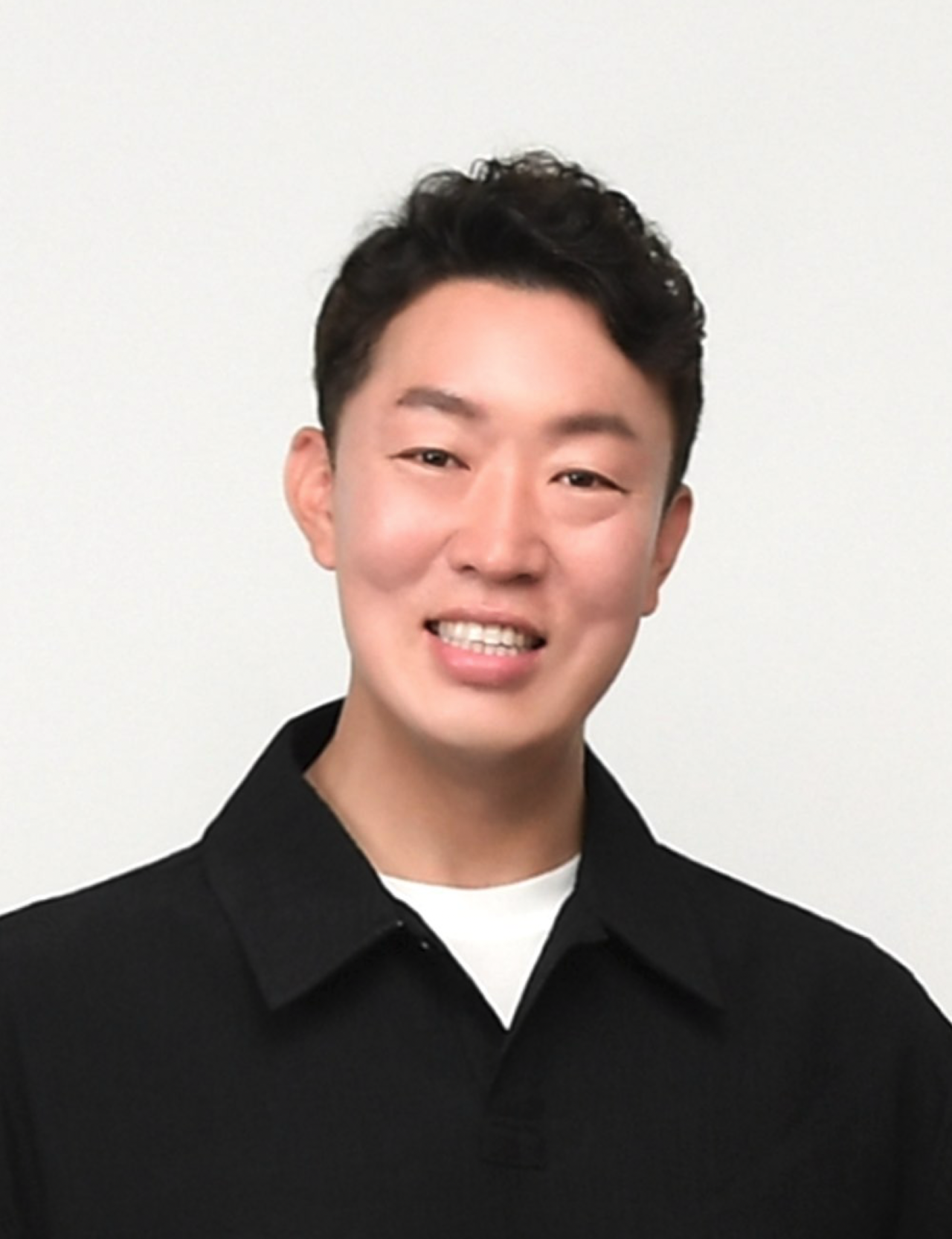 권태호 강사님은 17년의 산업현장 비즈니스 경력(現 로지텍코리아 영업부 팀장)과 8년의 전문 코치 경력을 바탕으로, 경영대학원 석사 학위를 취득하고 다수의 전문 자격증 및 베스트셀러 저서를 보유한 실전 비즈니스 및 영업 코칭 전문가입니다.