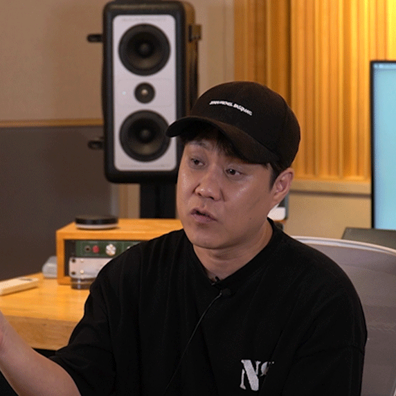 <span style="color: #ffffff;"><br><h6><b>조씨아저씨 (チョ・ソンジュン)</span>