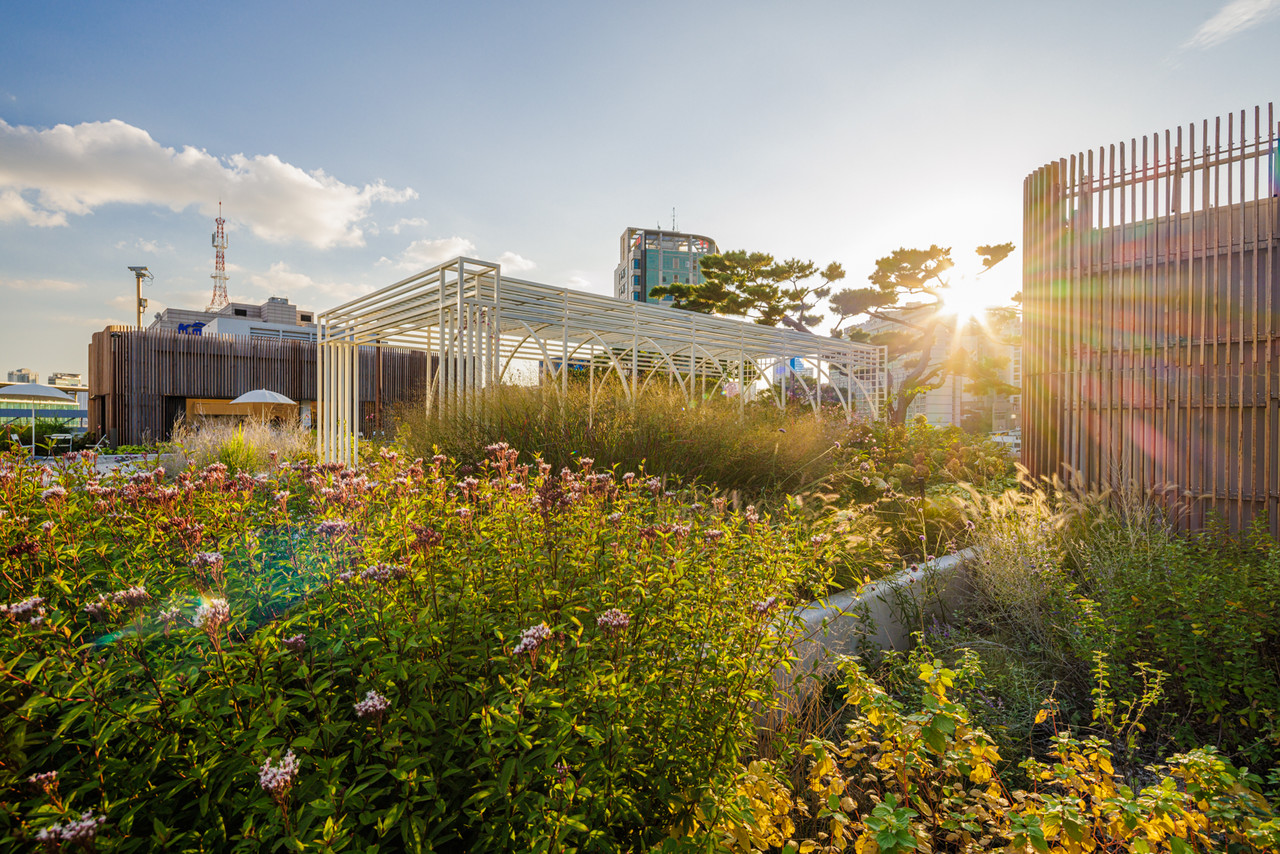 한화커넥트 서울역 옥상정원