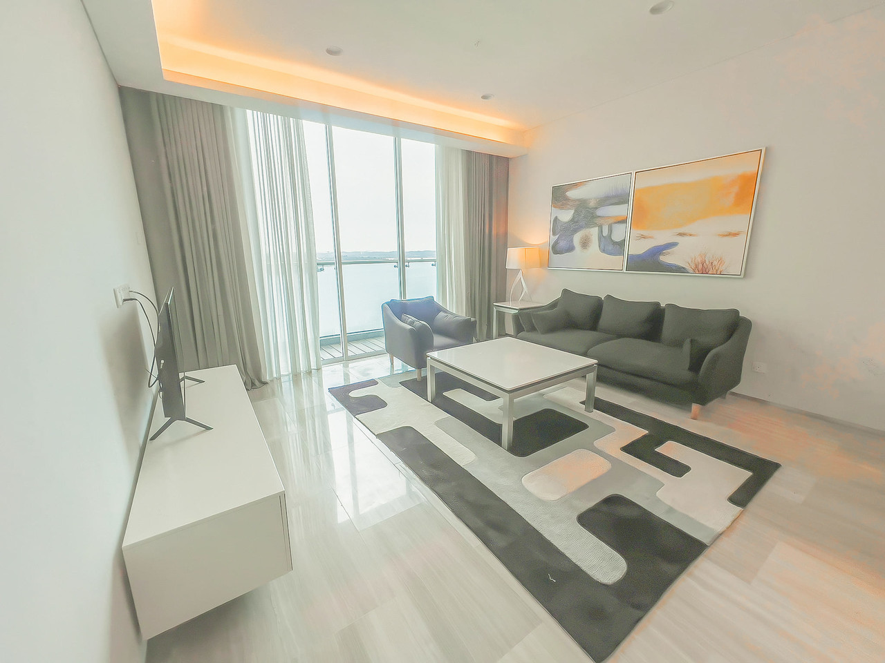 WATERFRONT 2 BEDROOM