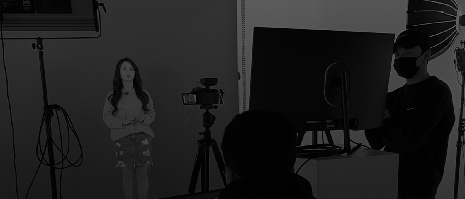 <b>라이브 중계</b>