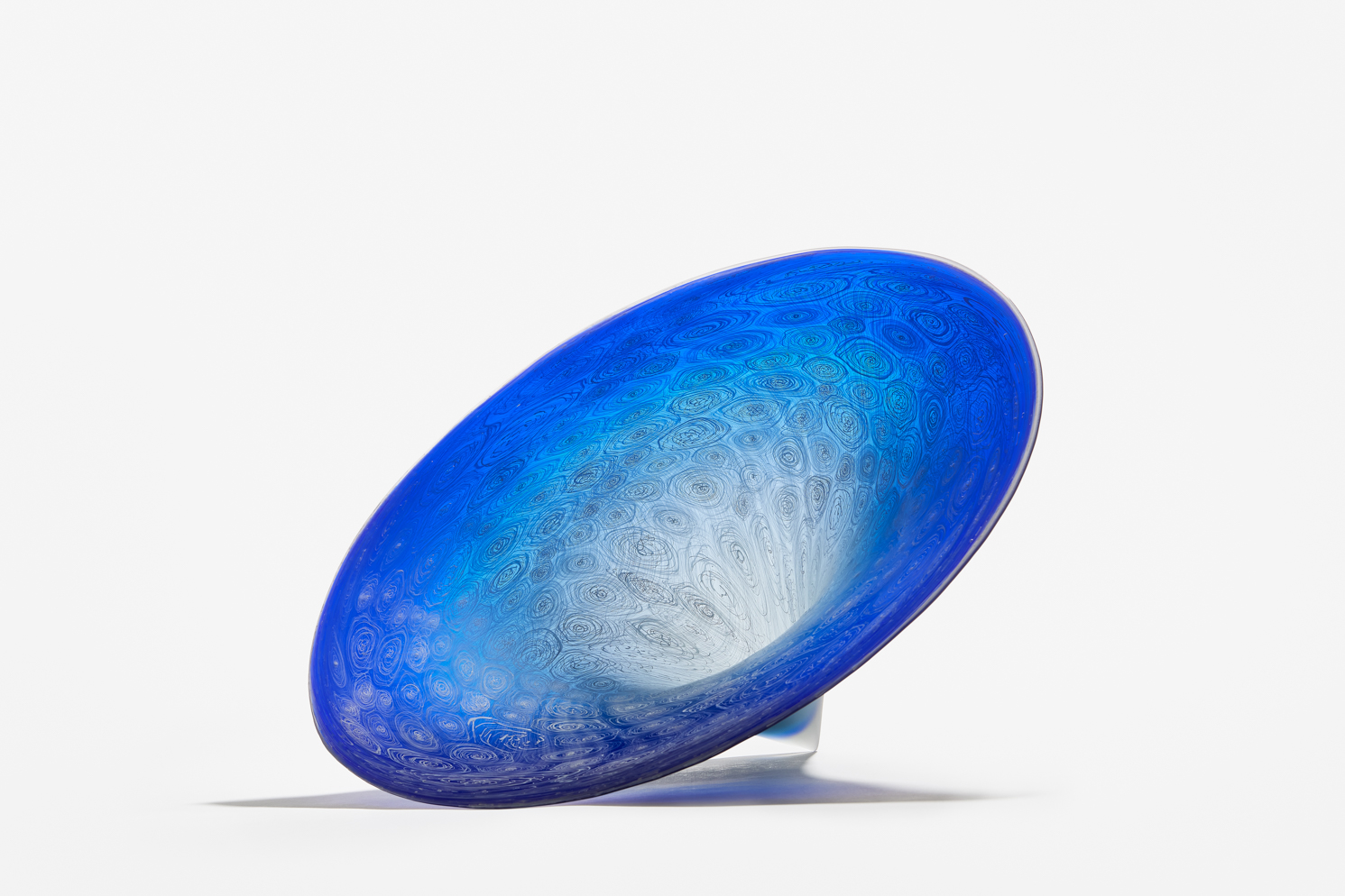 Halo star (Blue) 빛의 고리를 두른 별1 / 2025 / Blown, sandblasted and acid polished glass / h34 x w53 x d53 cm