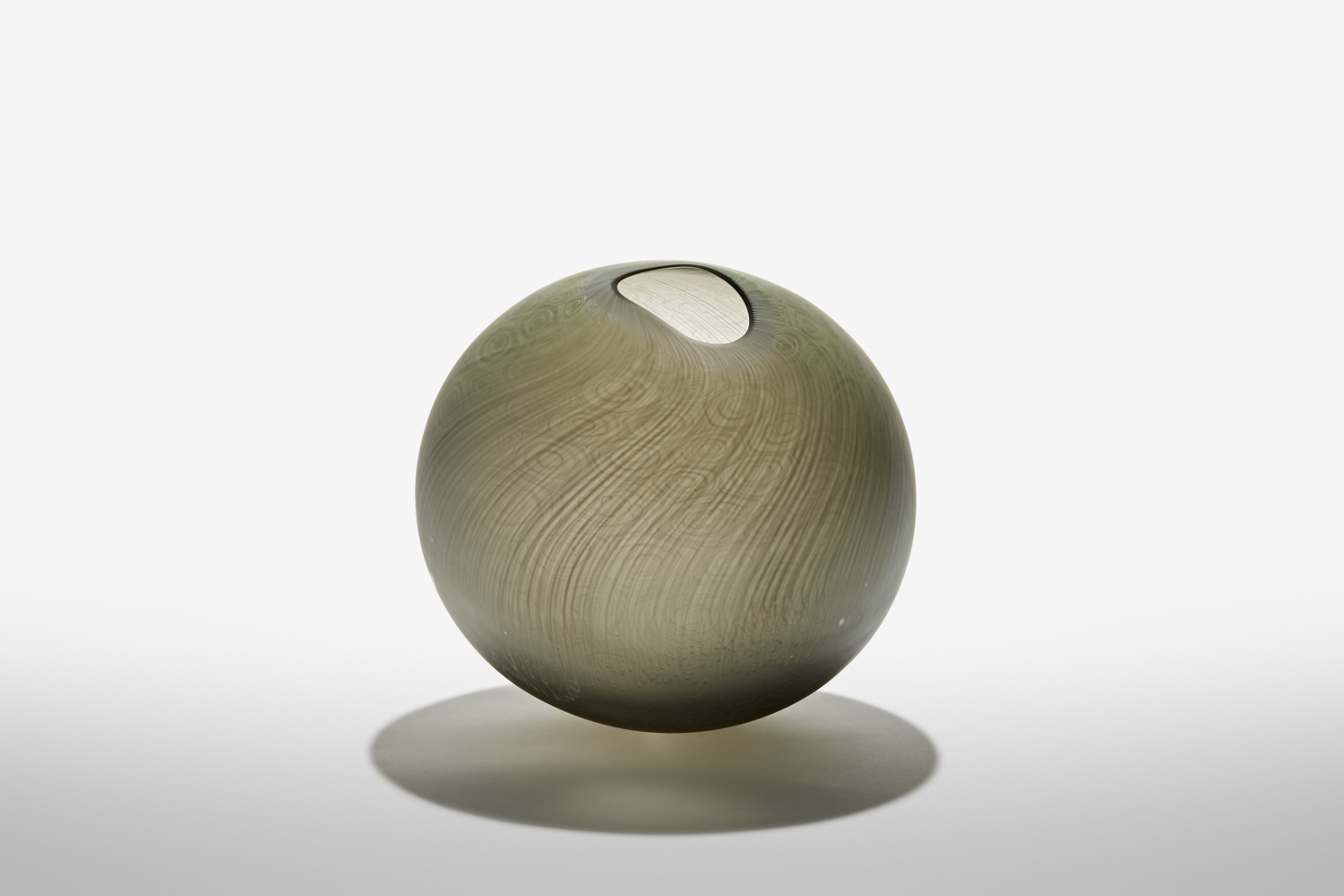 The silent shift (Grey) 고요한 변화 1 / 2025 / Blown, sandblasted and acid polished glass / h35.5 x w37 x d37 cm