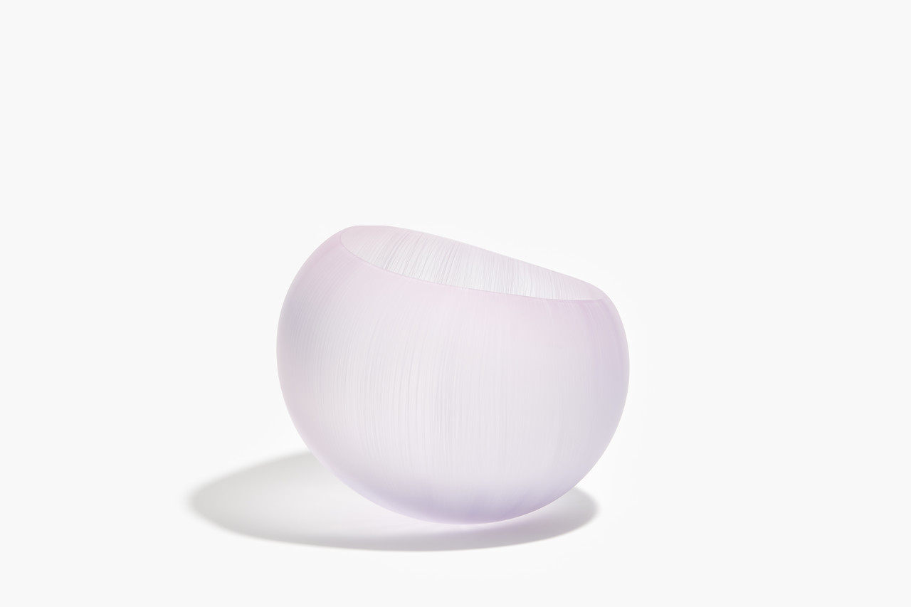 Dandelion seeds on a sunny day / Glass / Blown, sandblasted and acid polished / w425 d425 h350 (mm) / 2023