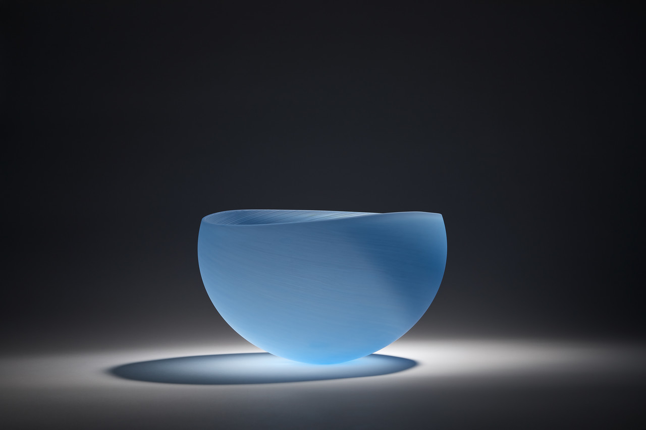 Sea dandelion / Glass / Blown, sandblasted and acid polished / w370 d370 h225 (mm) / 2022