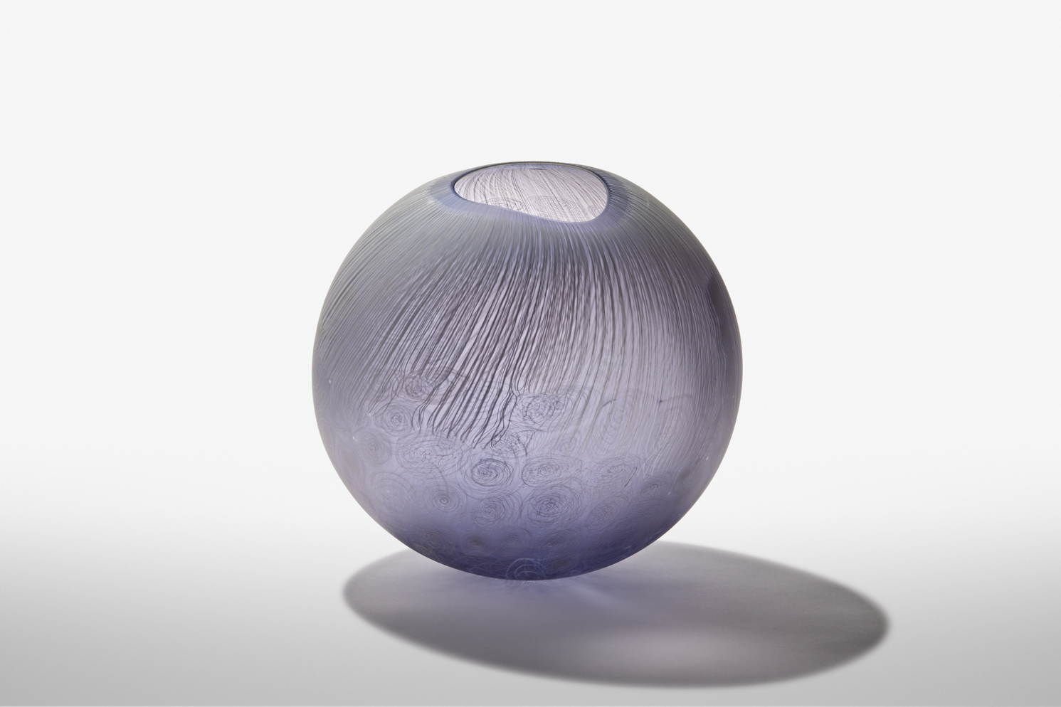 The silent shift (Violet) 고요한 변화 2 / 2025 / Blown, sandblasted and acid polished glass / h34.5 x w34 x d34 cm