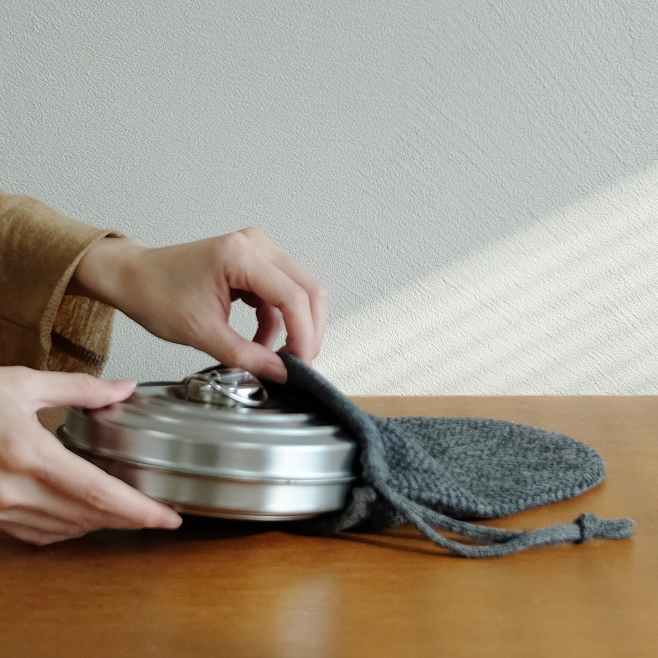 Yutanpo (Charcoal Cover)