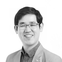 <p style="text-align: left; margin-top: 1em;"> <strong>이봉우</strong><br> 단국대학교 과학교육과<br> 교수 </p>