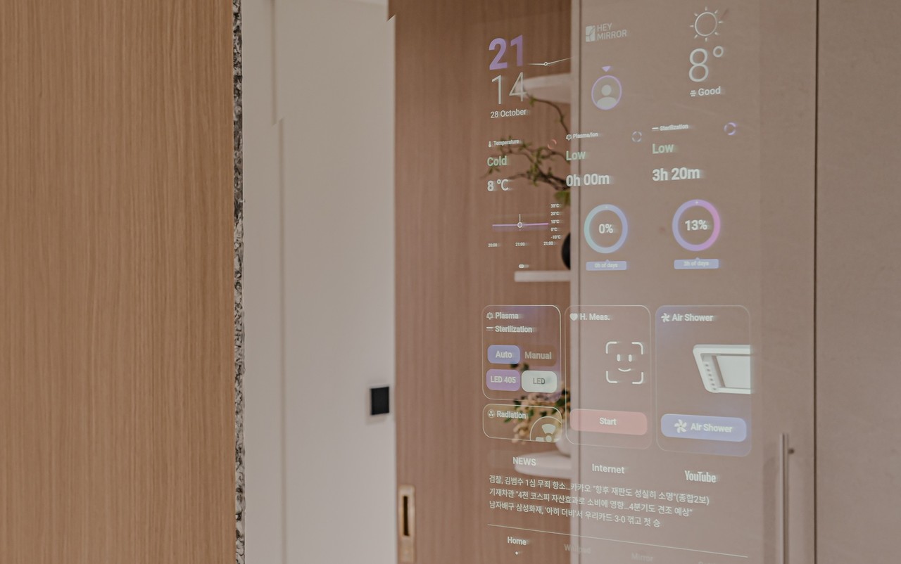 <span class="gal-eno02">지능형 스마트 미러</span>